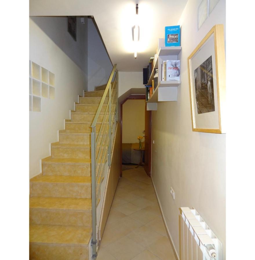 1 Or 2 Rooms With Breakfast And Parking เยรูซาเลม ภายนอก รูปภาพ